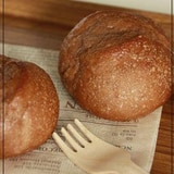 自家製酵母 de ココア&シュガーバター のパン
